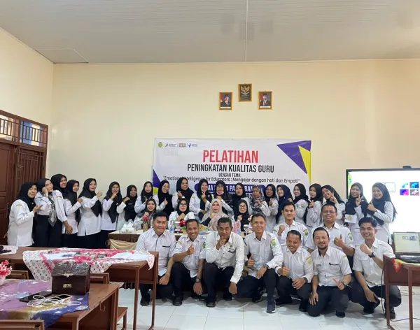 Peningkatan Kompetensi Guru