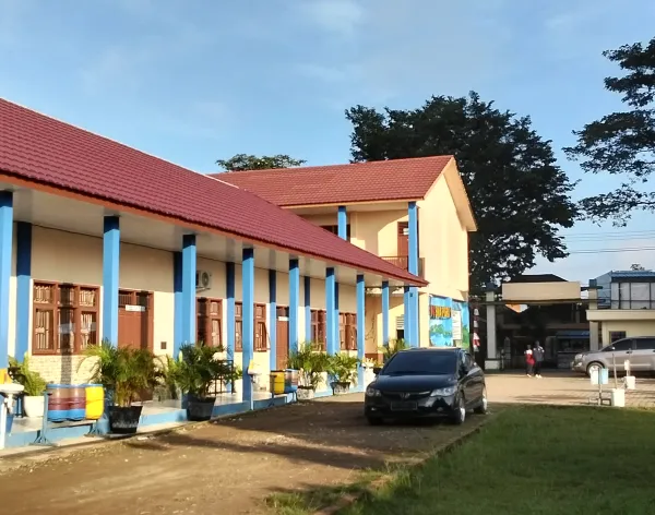 Gedung dan fasilitas